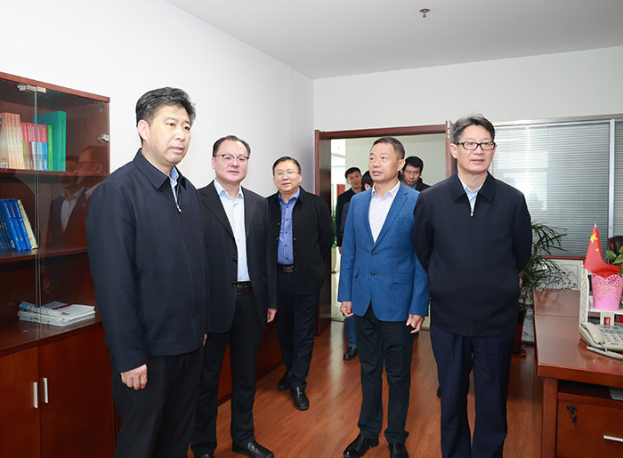 曲福田赴盐城泰州调研设区市社科工作