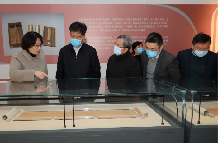 曲福田率省社科联调研组赴南京大学调研哲学社会科学工作