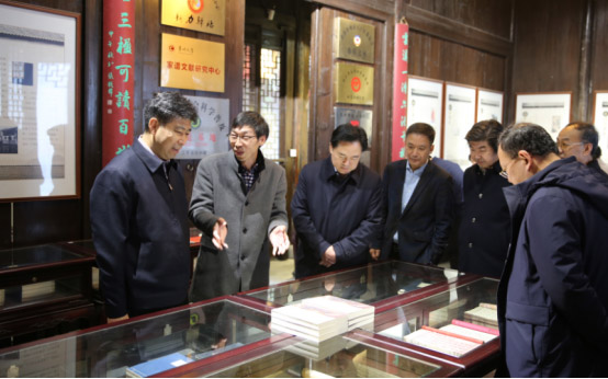 曲福田赴常州市调研社科工作