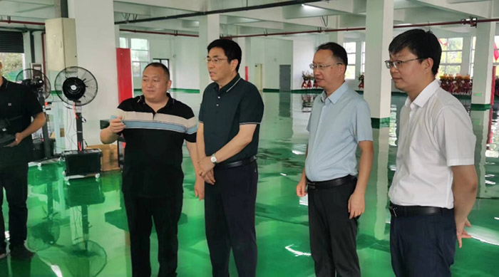 张新科书记赴连云港市慰问灌南乡村振兴帮促工作队队员并调研社科工作