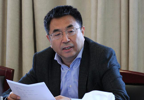 曲福田主持召开省社科联第九届理事会第三次主席会议