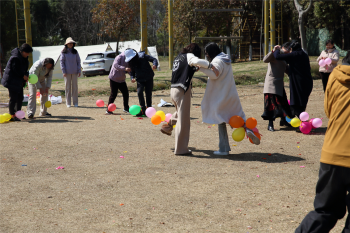 省社科联组织庆祝“三八”国际妇女节活动