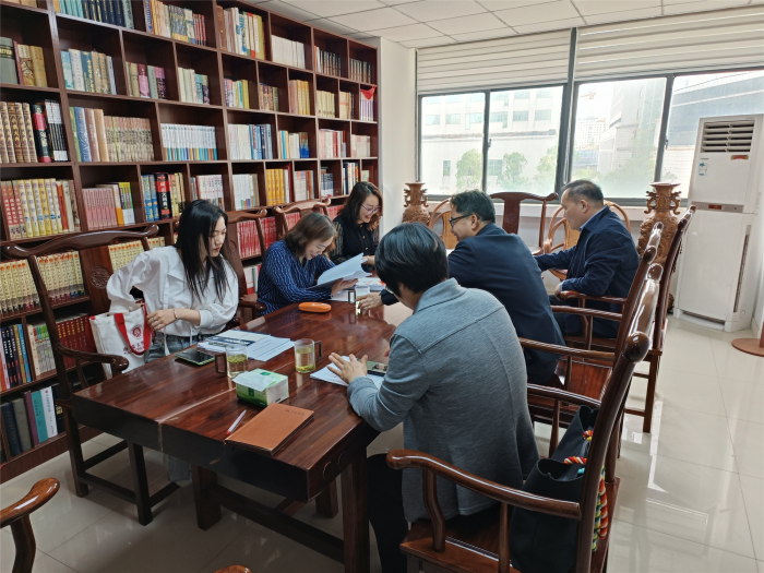 省社科联对业务主管社会组织开展专题调研