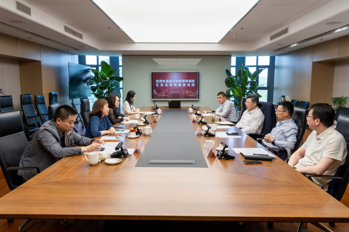 省社科联对业务主管社会组织开展专题调研