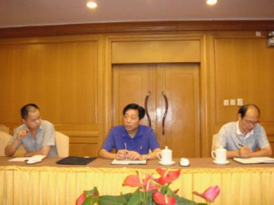 浙江省社科联副主席何一峰一行来我会考察调研