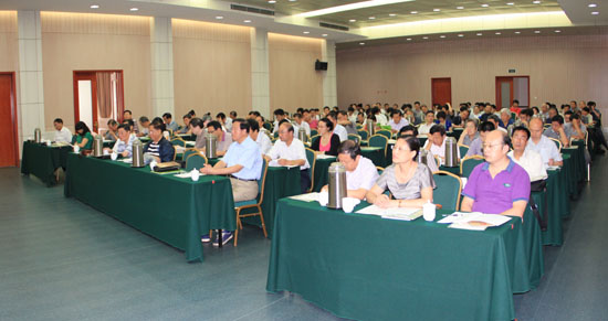 省社科联举办2013年度学会工作会议暨秘书长培训班